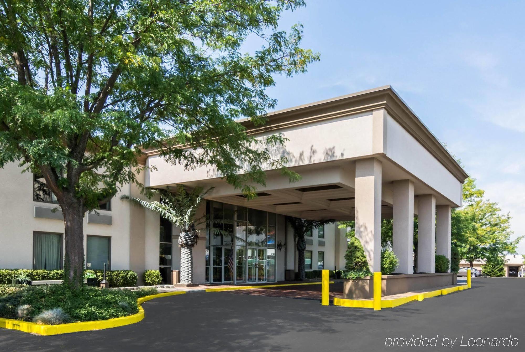 Plaza Inn & Suites Hagerstown Eksteriør bilde